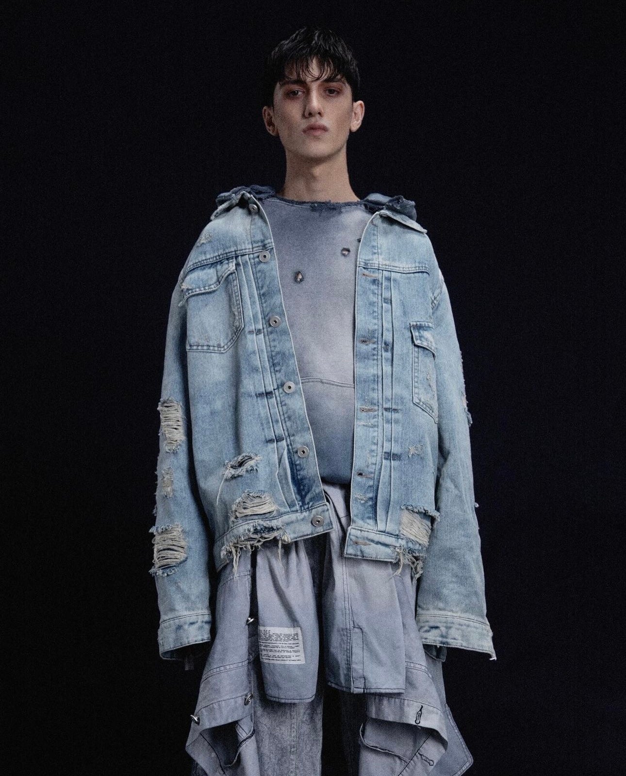 MULTI DISTRESSED BLUE WASHED DENIM JACKET