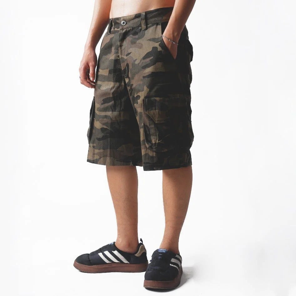 CAMO CARGO SHORTS